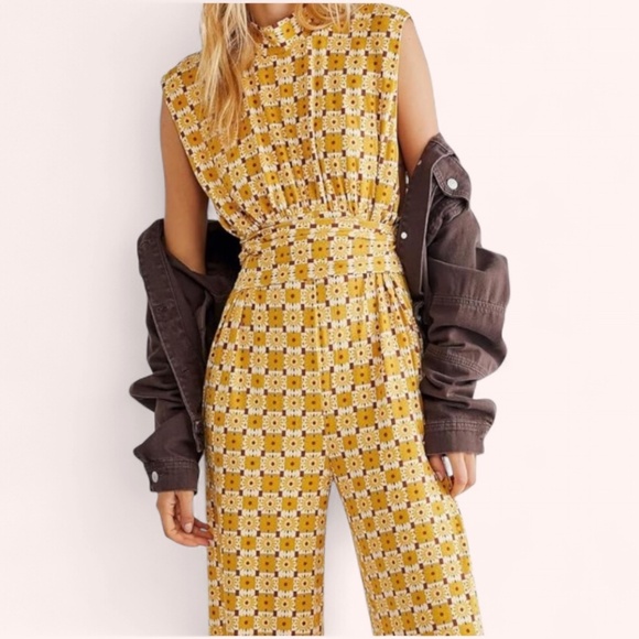 Free People Sunny Daisy Mock Neck Open Back Wide Leg Jumpsuit Gently Used Size S